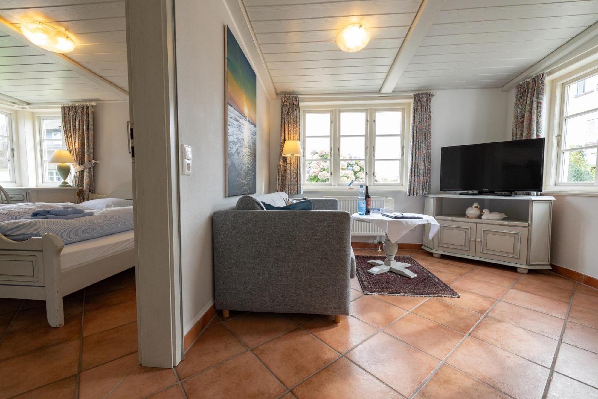 Haus Amanda Aparthotel Norddorf Exterior photo